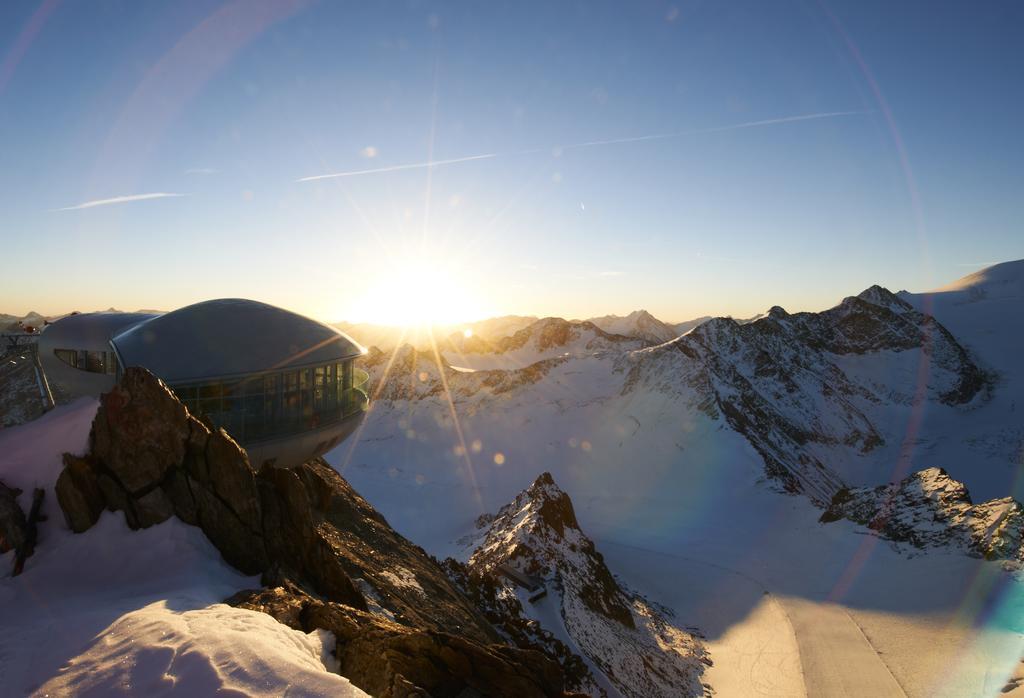 Hotel St-Leonhard Sankt Leonhard im Pitztal Exteriör bild